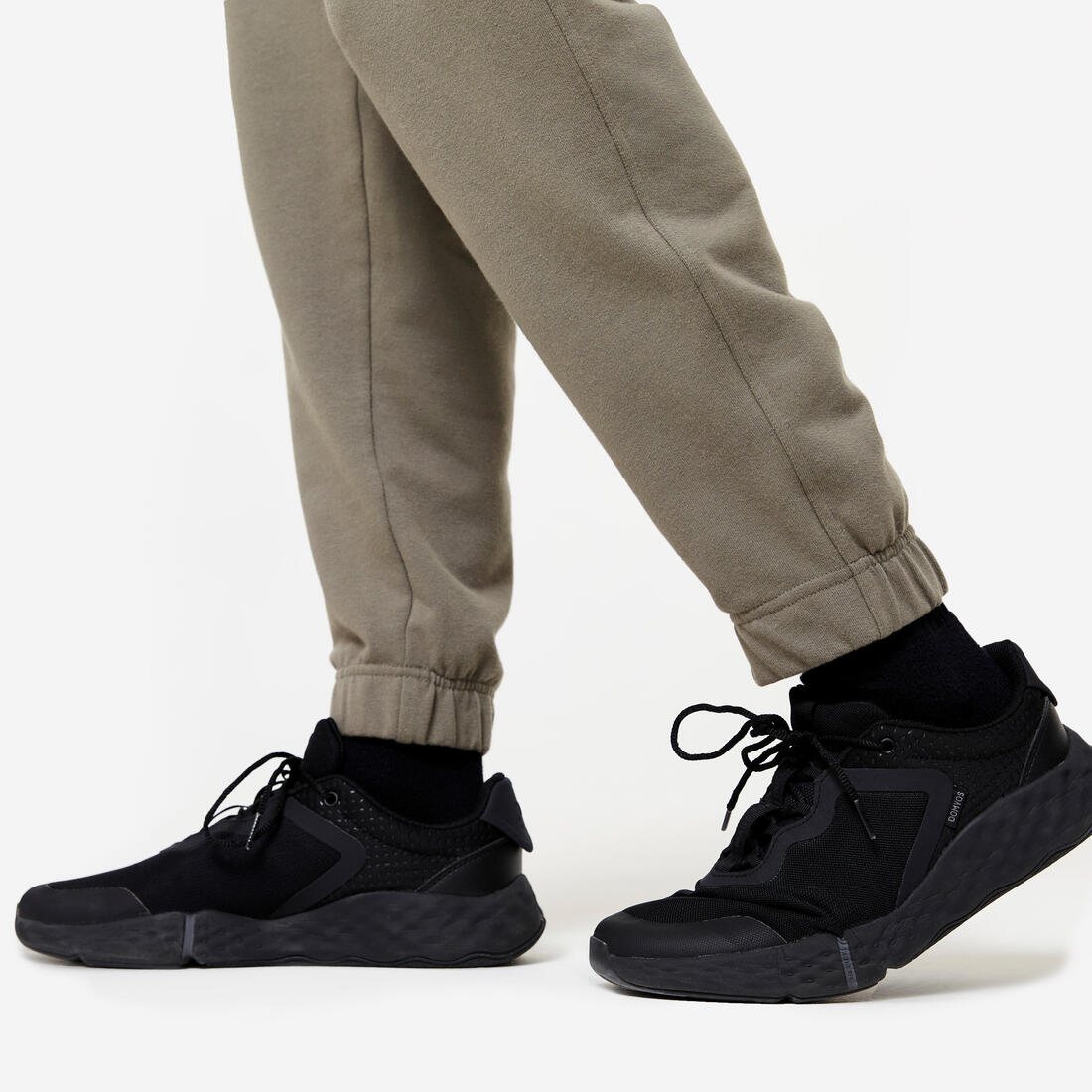 PANTALÓN BUZO FITNESS HOMBRE NEGRO CORTE REGULAR - Image 28