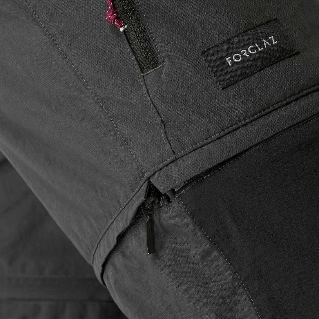 PANTALÓN TRANSFORMABLE 2 EN 1 SENDERISMO MONTAÑA - MT100 GRIS MUJER - Image 5