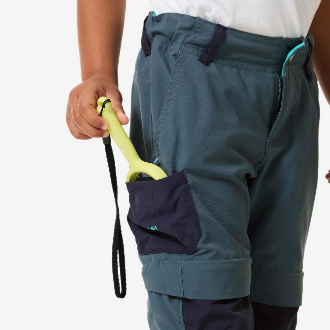 PANTALÓN TRANSFORMABLE SENDERISMO NIÑOS MH500 GRIS - Image 8