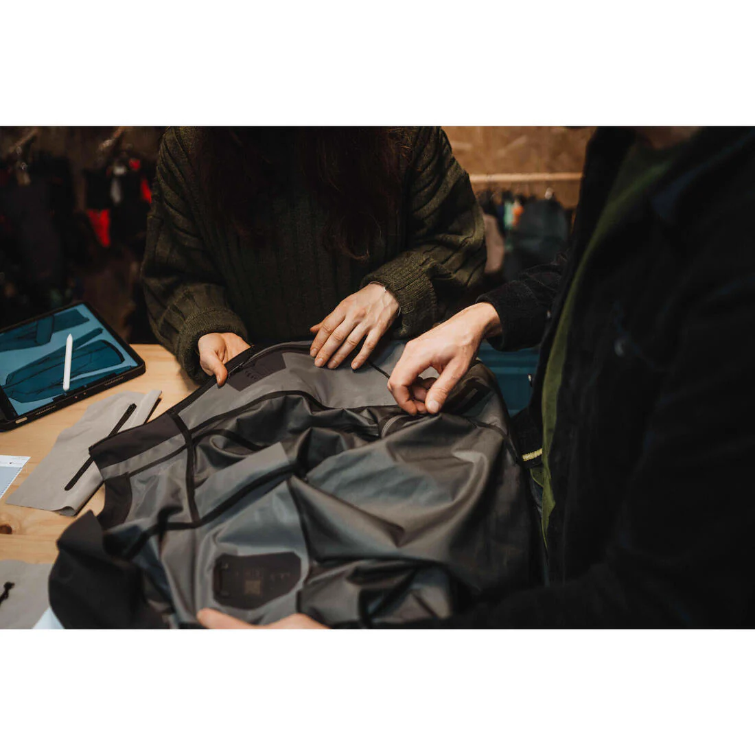 PARKA IMPERMEABLE DE SENDERISMO HOMBRE MH900 - Image 24