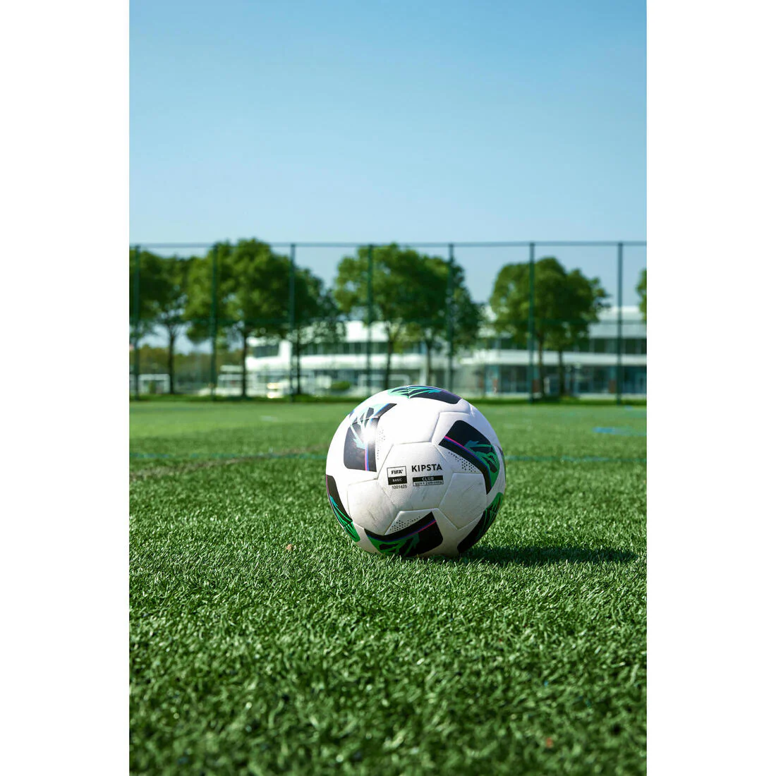 PELOTA DE FÚTBOL HYBRIDE FIFA BASIC CLUB BALL TALLA 5 - Image 17