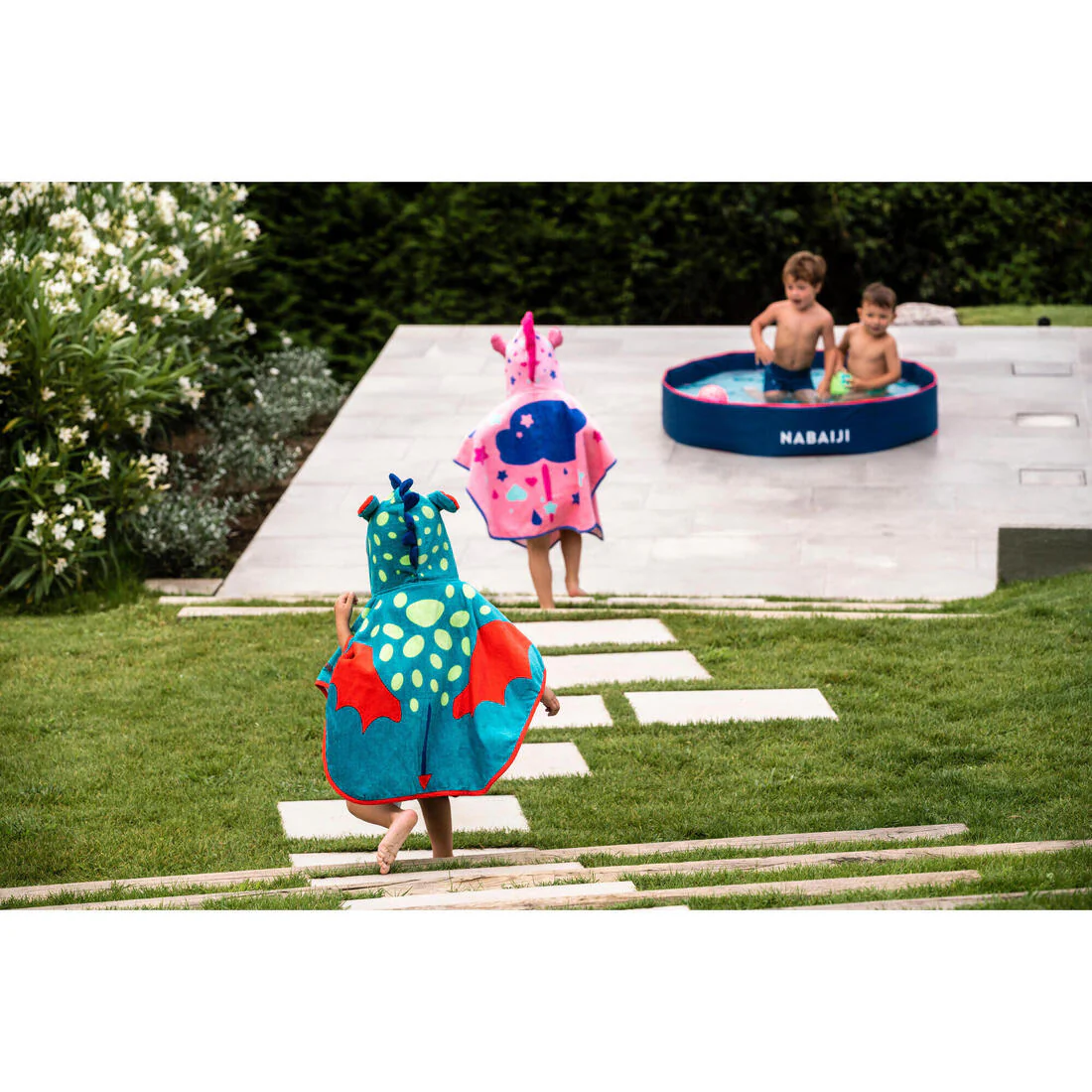 Piscina para niños plegable azul celeste - Image 9