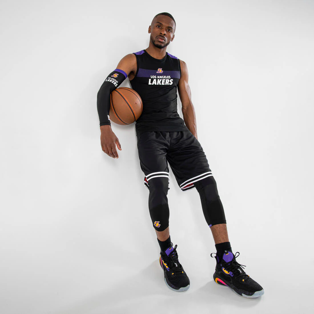 POLERA BÁSQUETBOL NBA LOS ANGELES LAKERS ADULTO UT500 - Image 5