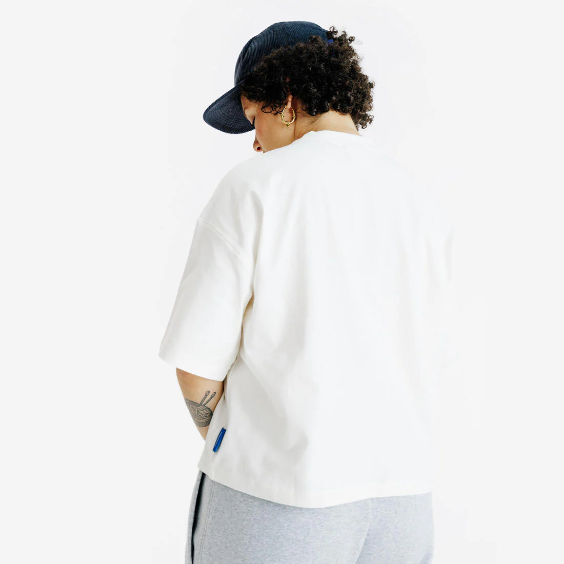 POLERA CROP OVERSIZE MUJER - Image 8