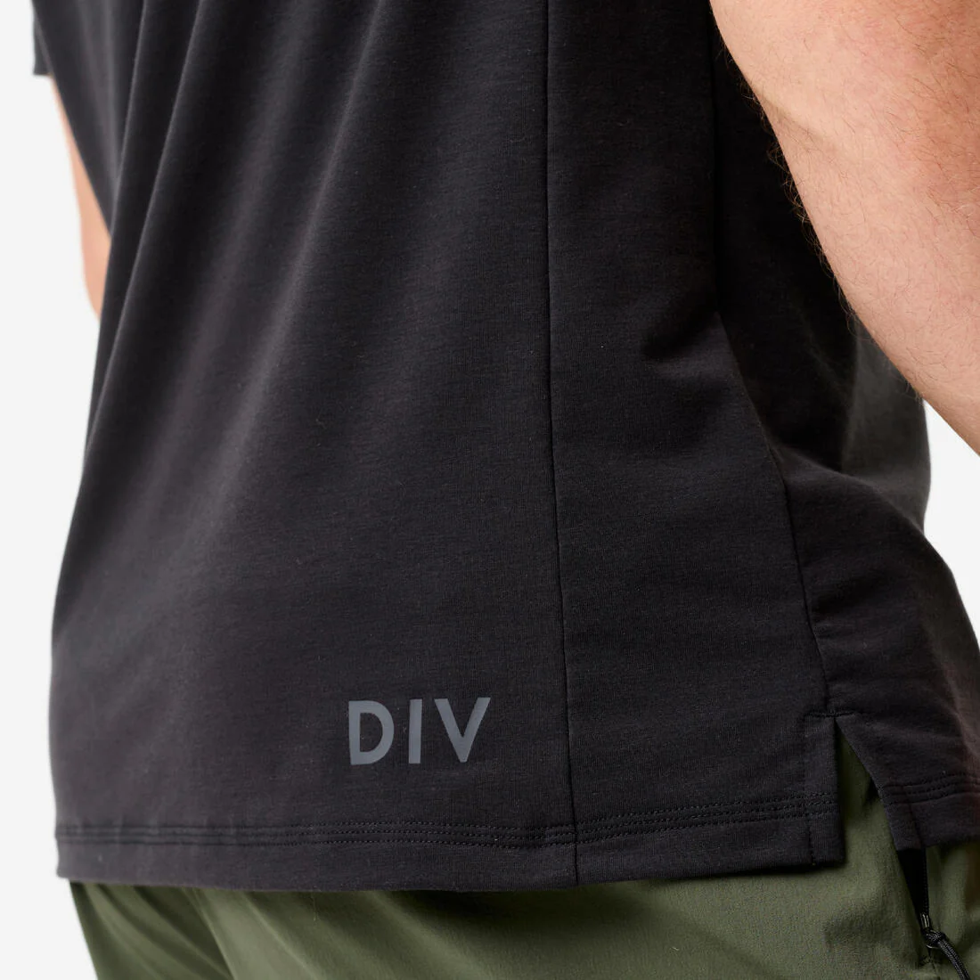 Camiseta Deportiva Hombre Ligera Elástica - Image 12