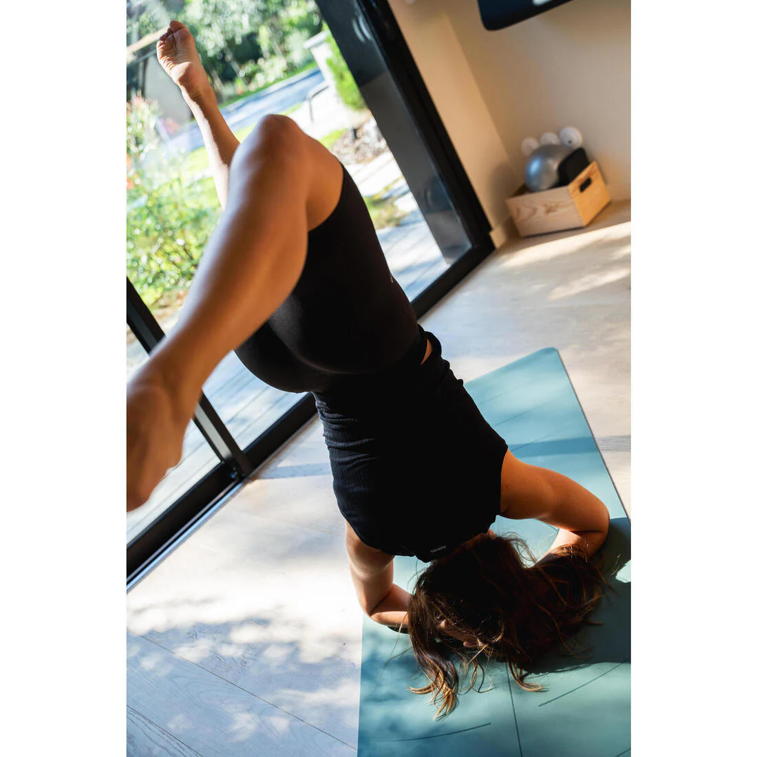 POLERA ELÁSTICA YOGA MUJER - Image 14