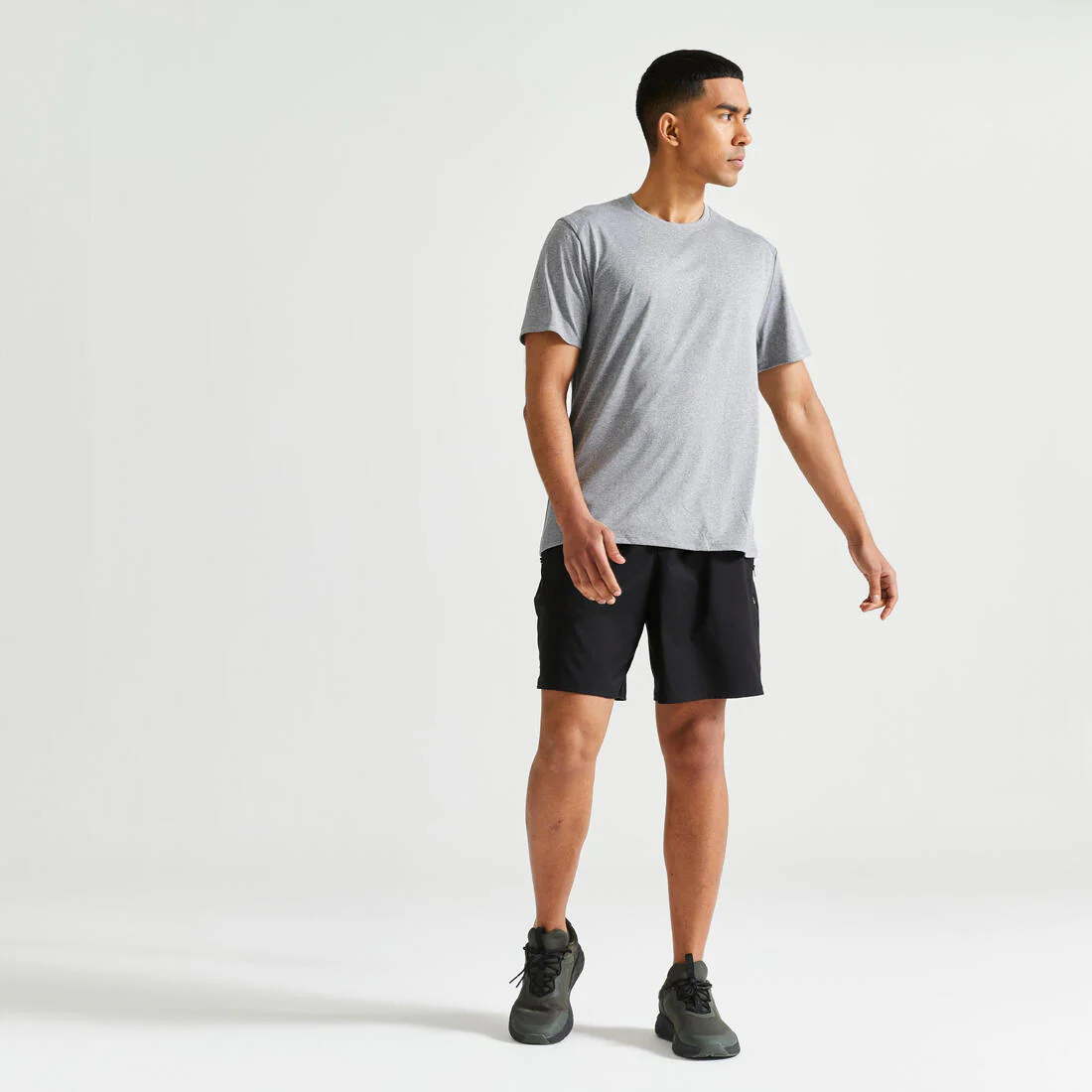 POLERA FITNESS ESSENTIAL HOMBRE JASPEADO TRANSPIRABLE CUELLO REDONDO - Image 2