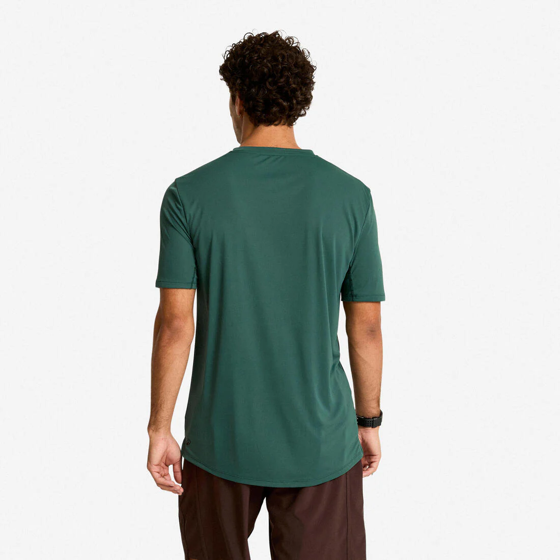 Polera Fitness Essential Negro Manga Corta Cuello Redondo Transpirable - Image 16
