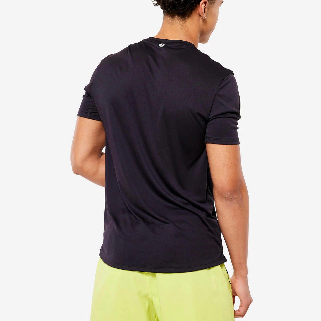 Polera Fitness Essential Negro Manga Corta Cuello Redondo Transpirable - Image 32