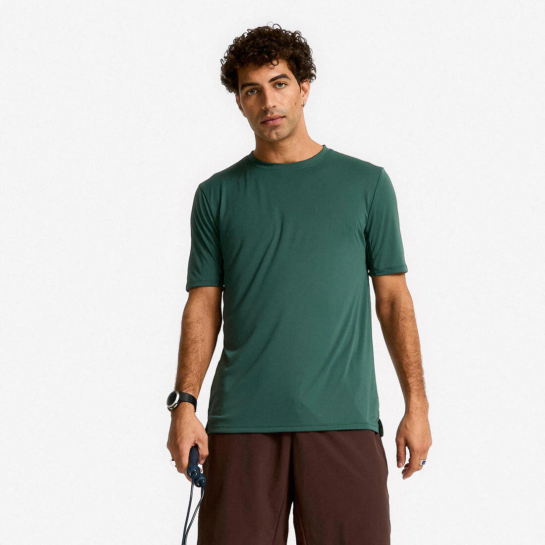 Polera Fitness Essential Negro Manga Corta Cuello Redondo Transpirable - Image 4