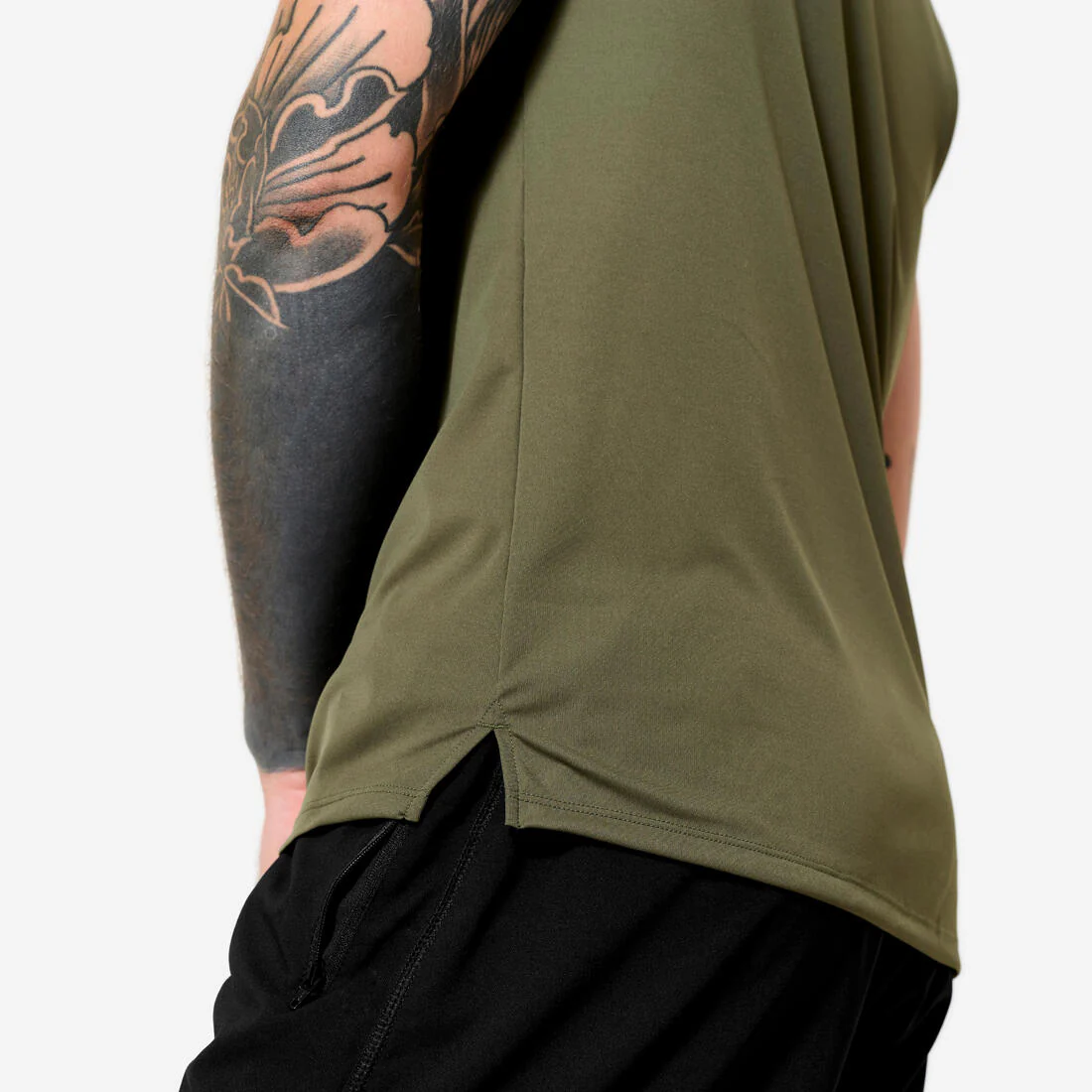 POLERA FITNESS HOMBRE - Image 16