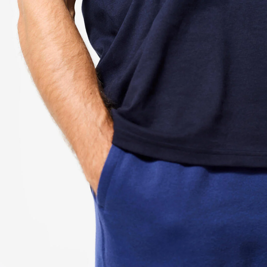 POLERA FITNESS HOMBRE CORTE REGULAR ALGODÓN - Image 13