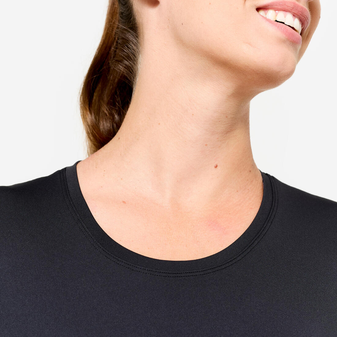 POLERA FITNESS MUJER AZUL MANGA CORTA - Image 10