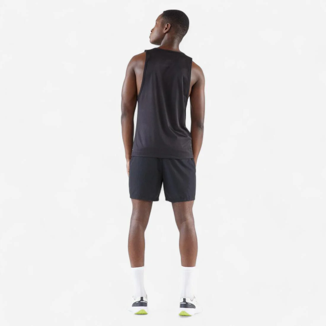 REMERA RUNNING HOMBRE SIN MANGAS DRY - Image 12