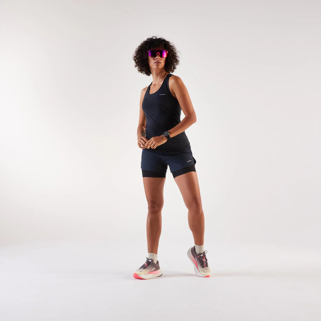 POLERA RUNNING MUJER RUN 500 CONFORT NEGRO - Image 2