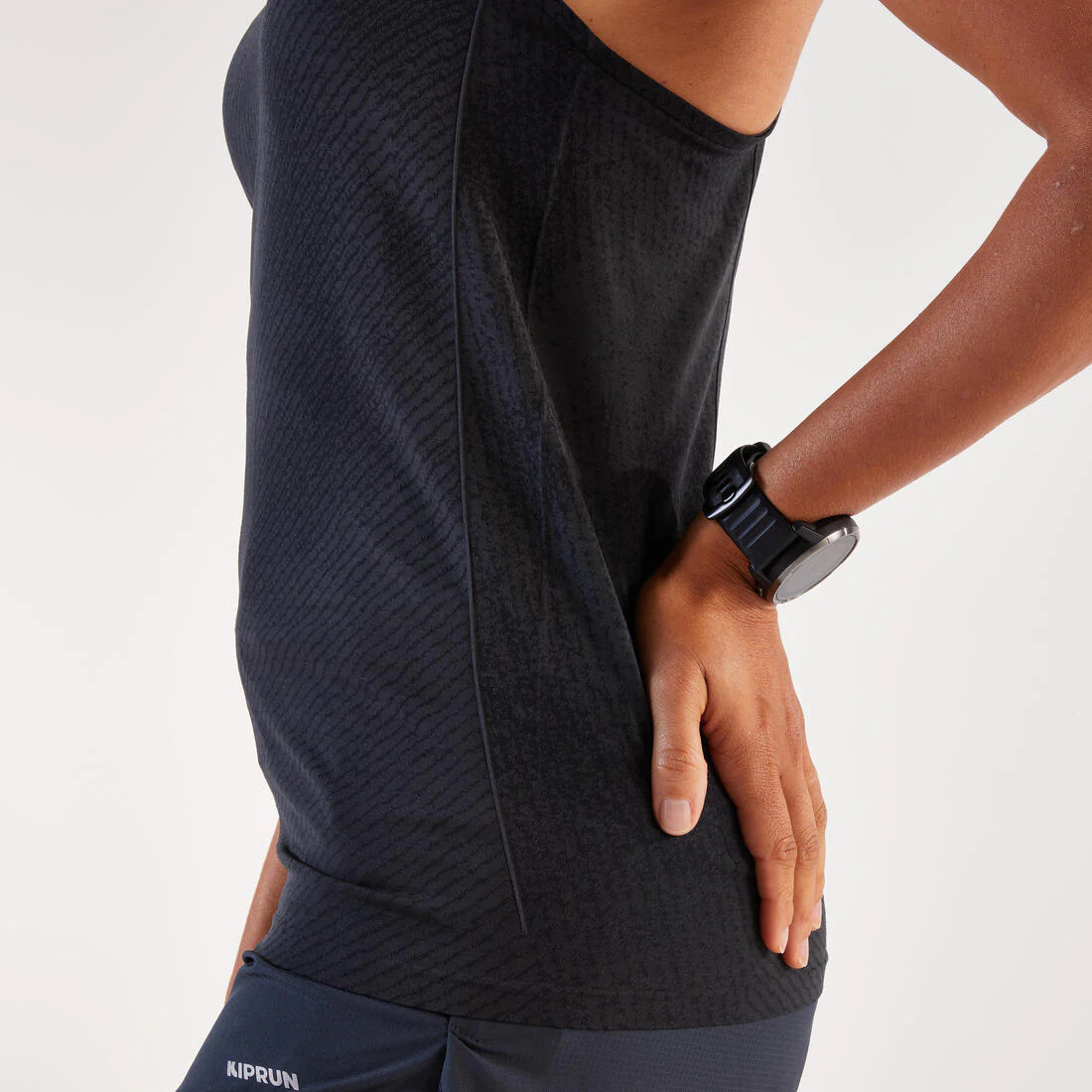 POLERA RUNNING MUJER RUN 500 CONFORT NEGRO - Image 6