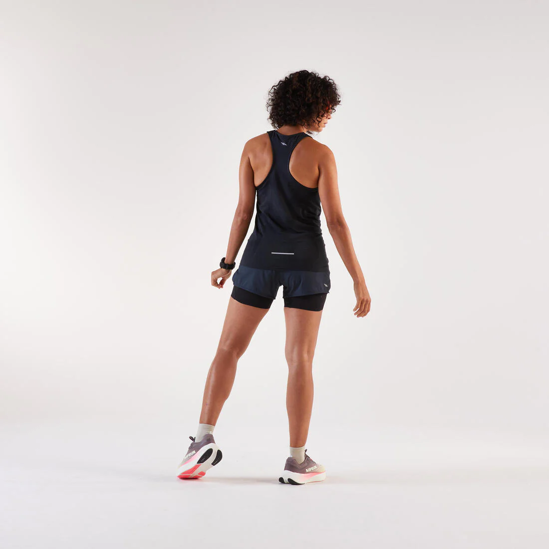 POLERA RUNNING MUJER RUN 500 CONFORT NEGRO - Image 7