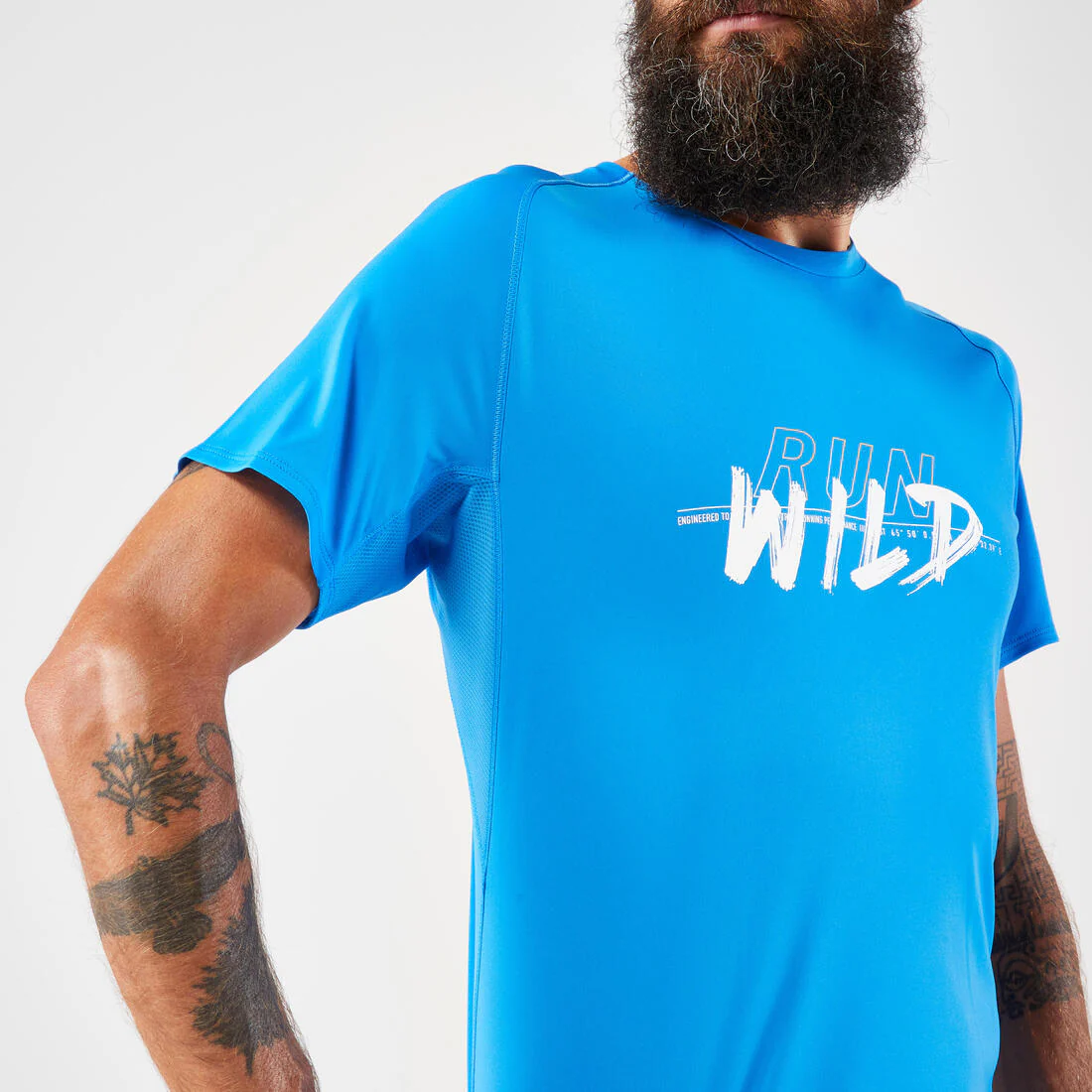 POLERA RUNNING RESISTENTE HOMBRE KIPRUN RUN 500 DISEÑO AZUL MEDITERRÁNEO - Image 4