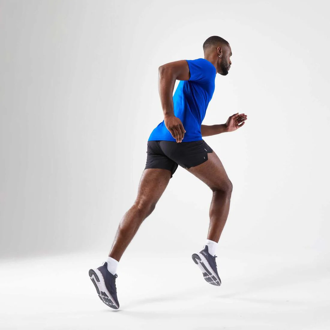 POLERA RUNNING SIN COSTURAS HOMBRE KIPRUN RUN 500 CONFORT - Image 11