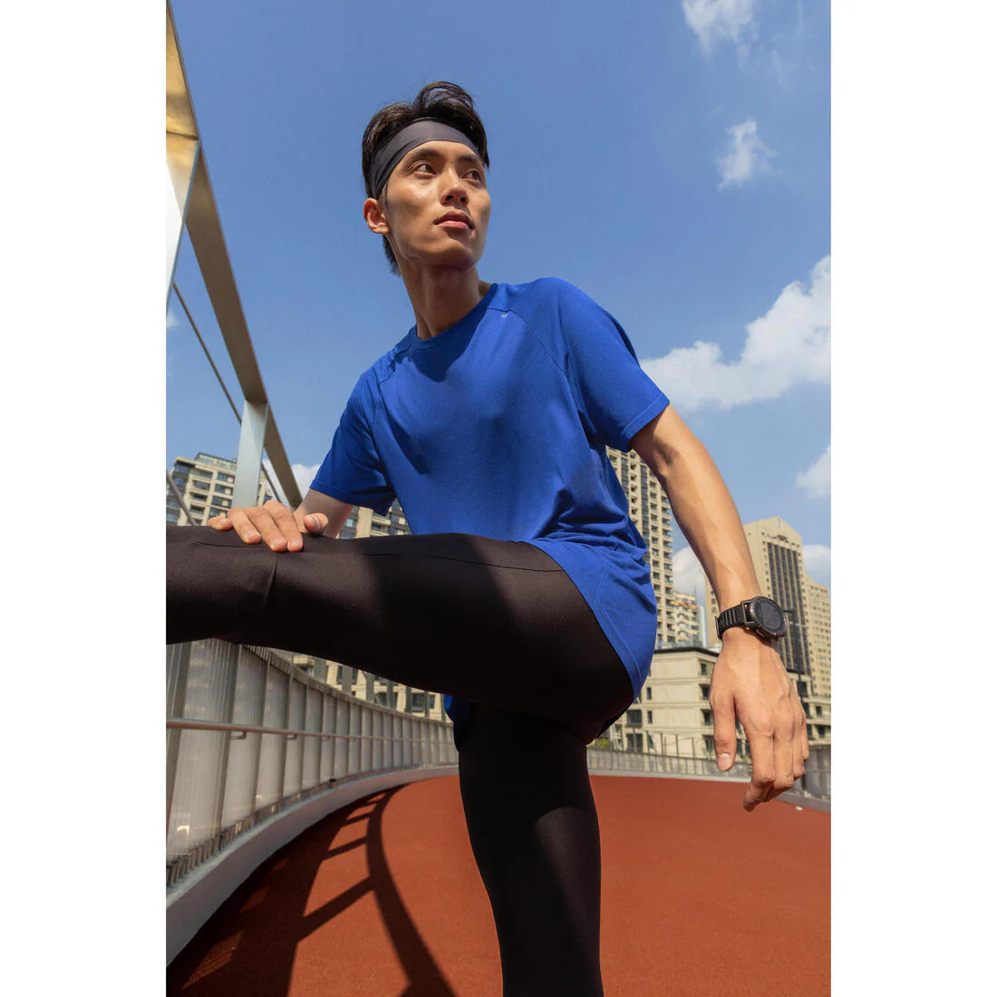 POLERA RUNNING SIN COSTURAS HOMBRE KIPRUN RUN 500 CONFORT - Image 13