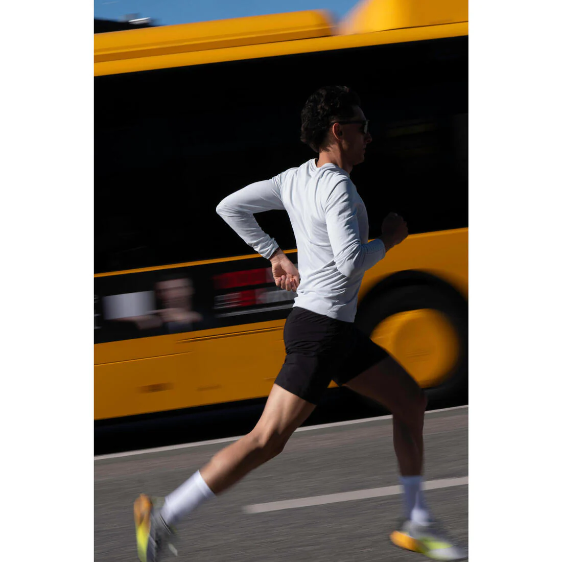 POLERA RUNNING SIN COSTURAS HOMBRE RUN 500 - Image 13