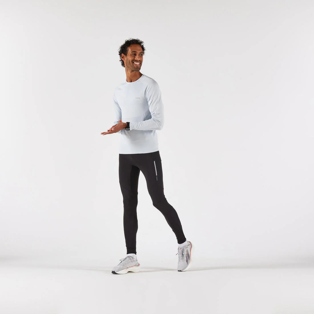 POLERA RUNNING SIN COSTURAS HOMBRE RUN 500 - Image 2