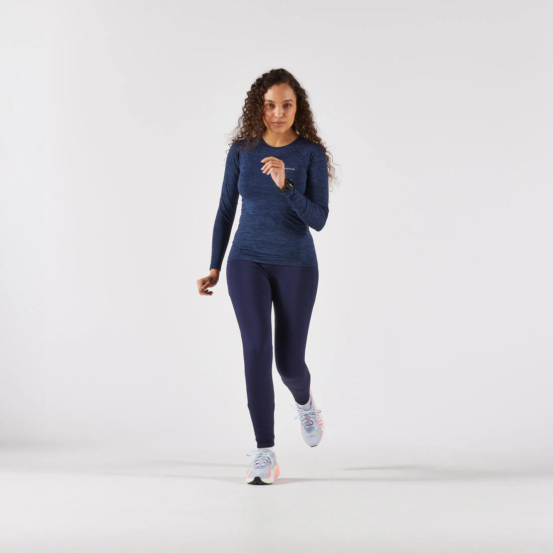 POLERA RUNNING SIN COSTURAS MUJER RUN 500 - Image 10