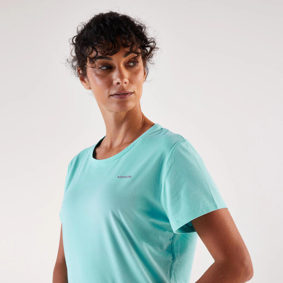 POLERA RUNNING TRANSPIRABLE MUJER KIPRUN RUN 500 DRY - Image 6