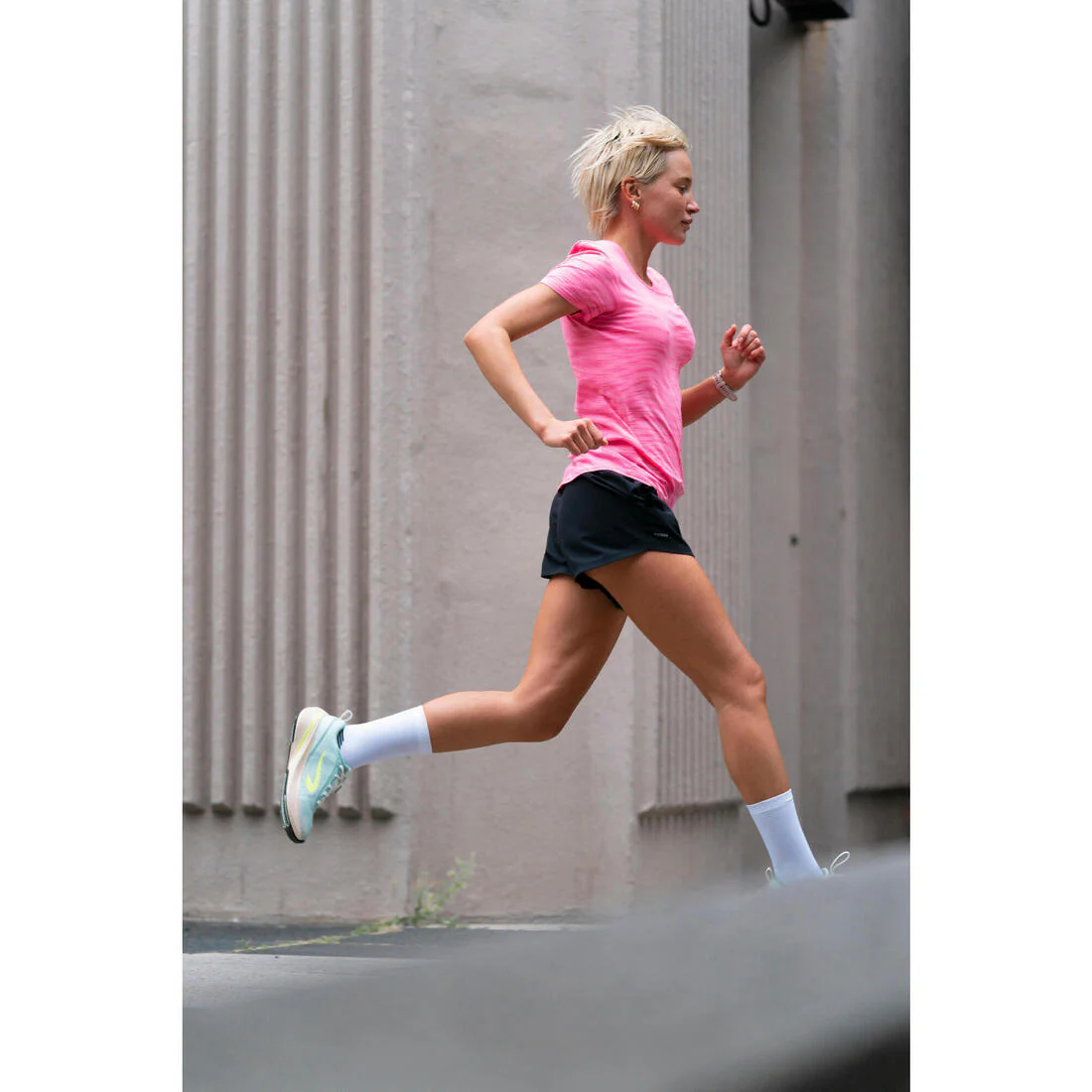 POLERA SIN COSTURAS MUJER KIPRUN RUN 500 COMODIDAD - Image 10