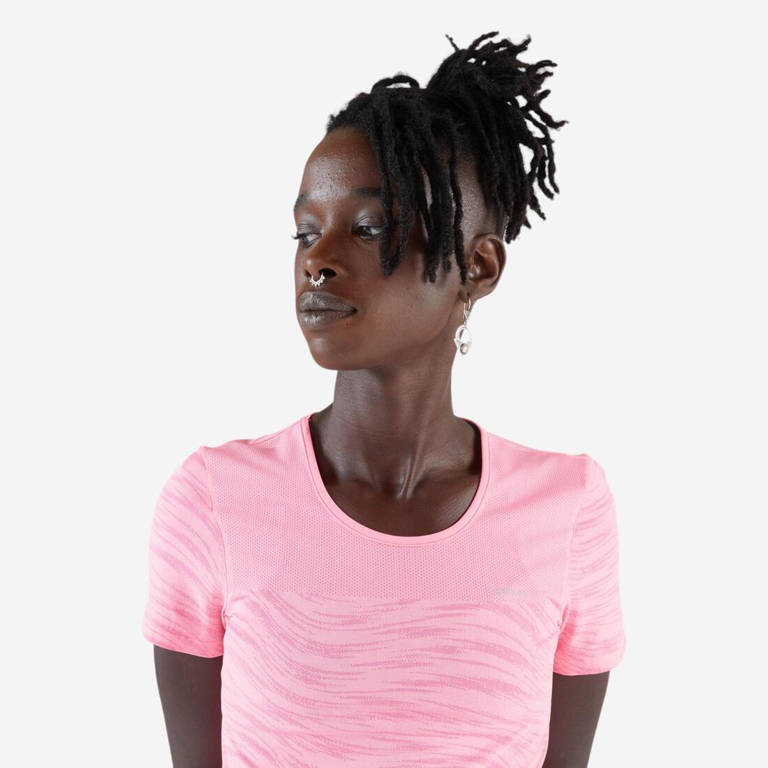 POLERA SIN COSTURAS MUJER KIPRUN RUN 500 COMODIDAD - Image 8