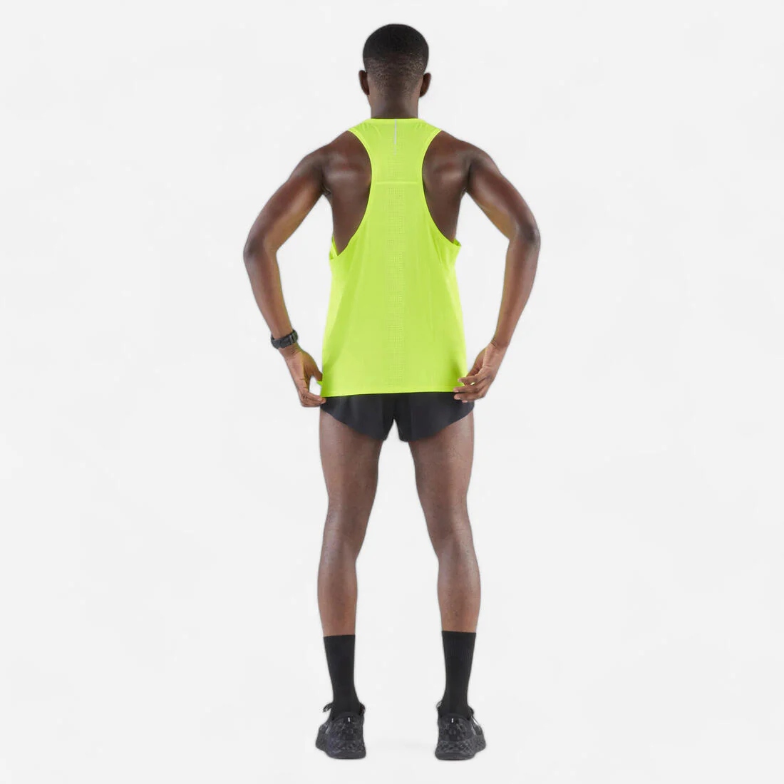 POLERA SIN MANGAS DE RUNNING 900 LIGHT - Image 7