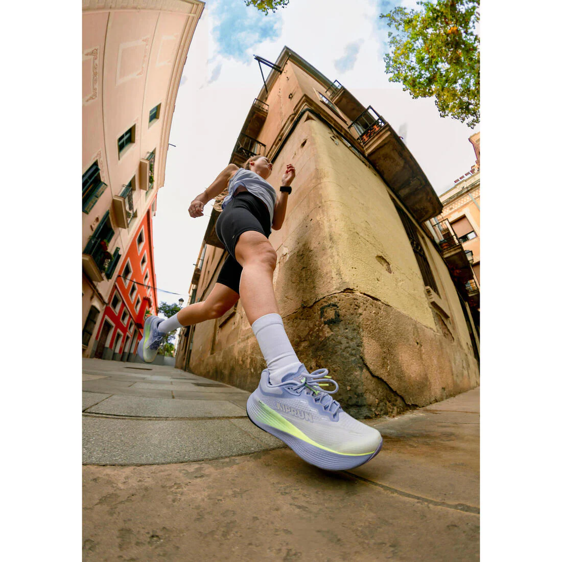 POLERA SIN MANGAS DE RUNNING TRANSPIRABLE MUJER RUN 500 - Image 29