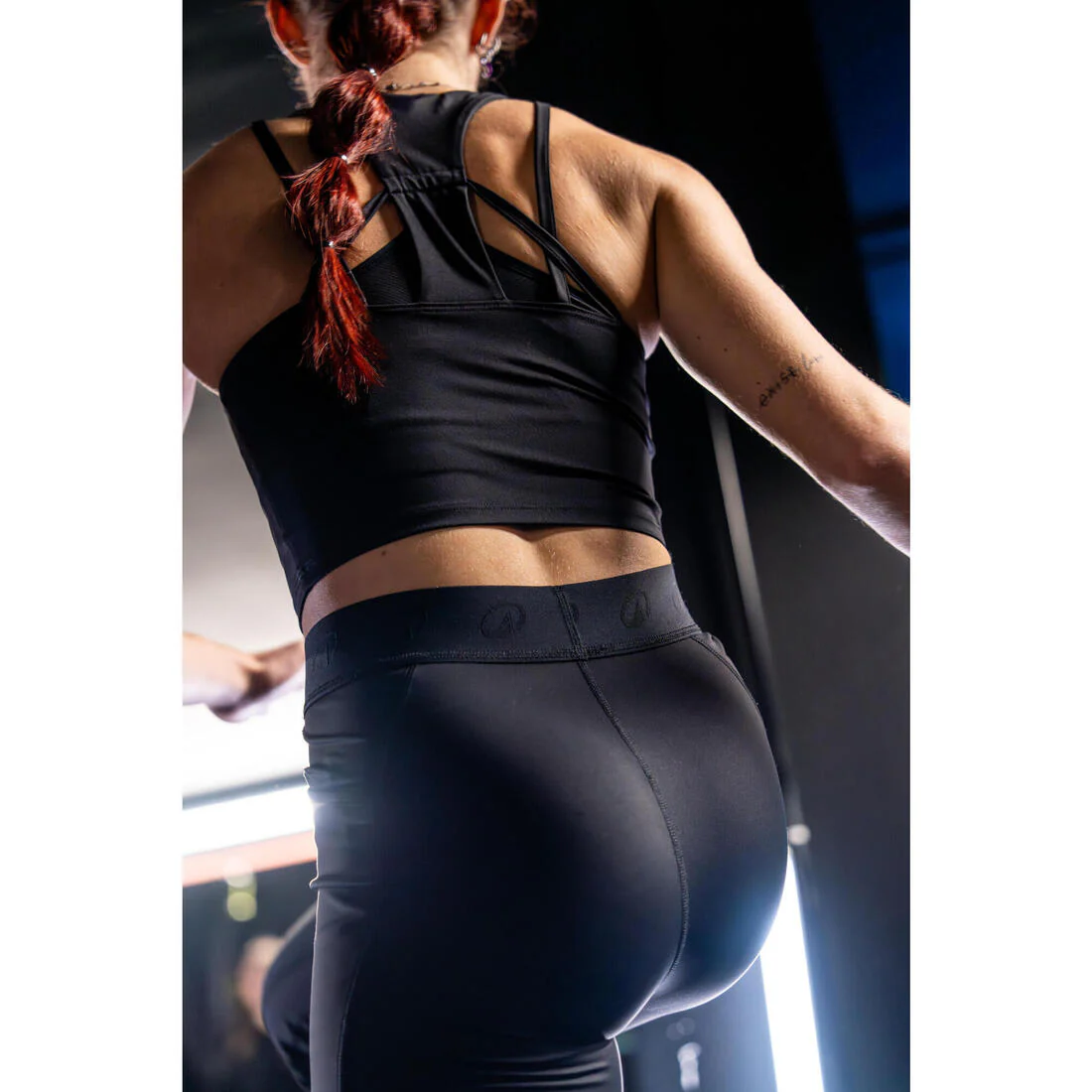 POLERA SIN MANGAS FITNESS FTA 500 MUJER AJUSTADO - Image 13