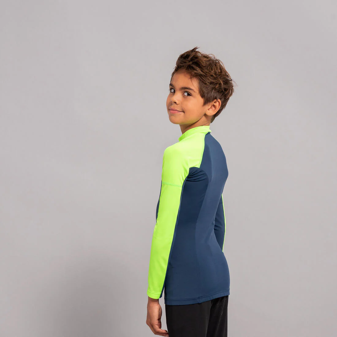 Polera UV niños manga larga surf gris verde 500 - Image 3
