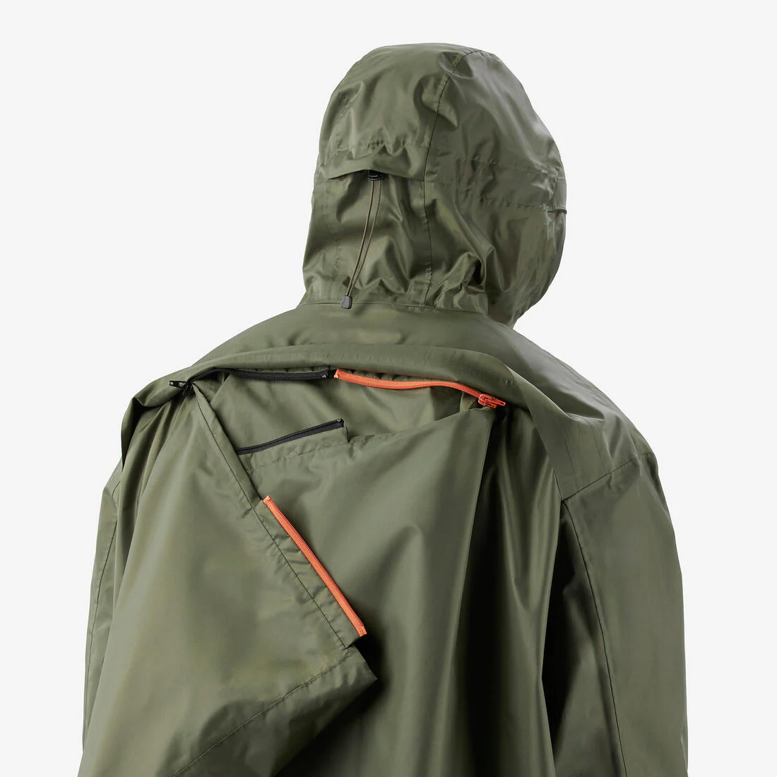 PONCHO IMPERMEABLE DE SENDERISMO AJUSTABLE 75 L MÁX MT900 2.0 CAQUI - Image 10