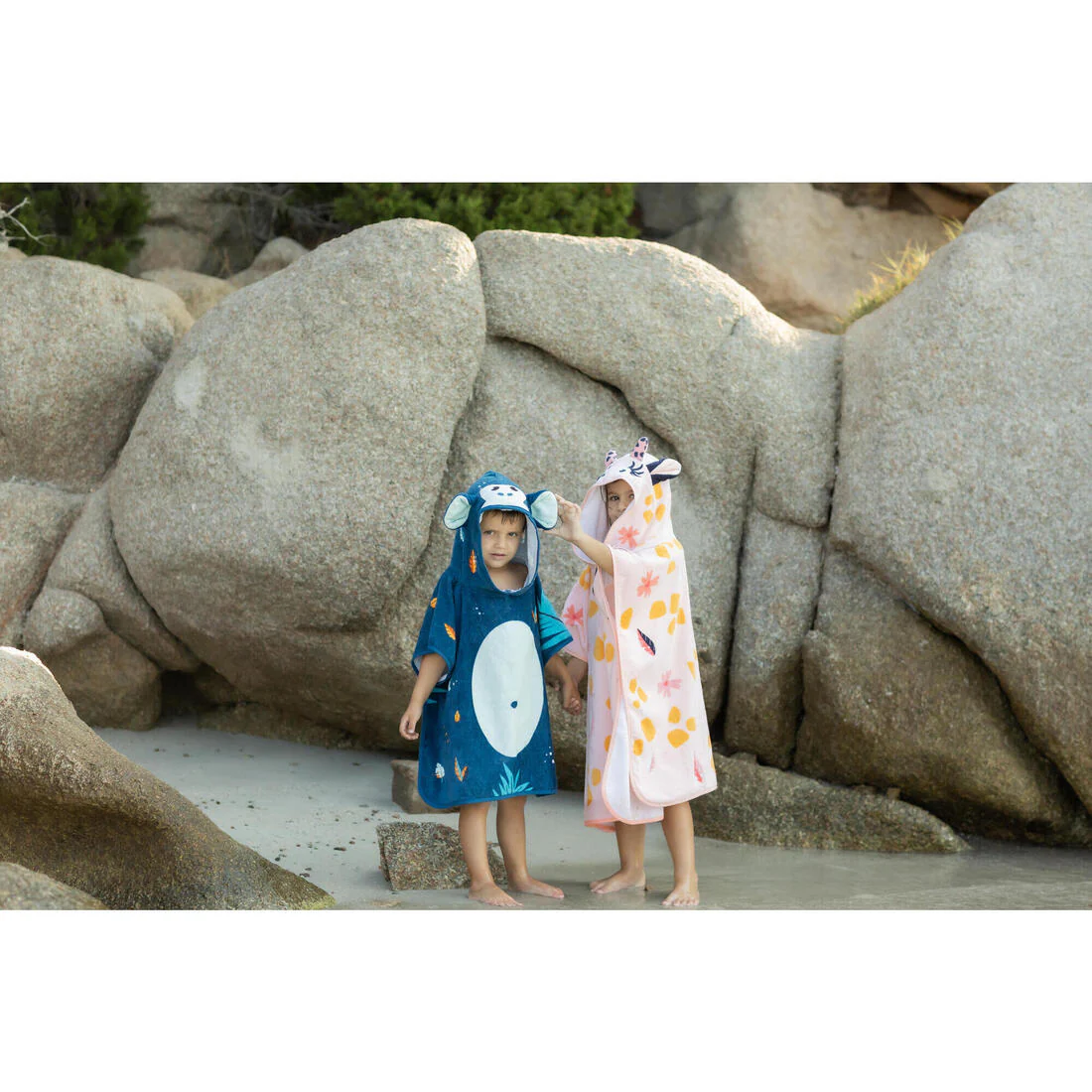 Poncho toalla bebé de algodón azul mono - Image 6