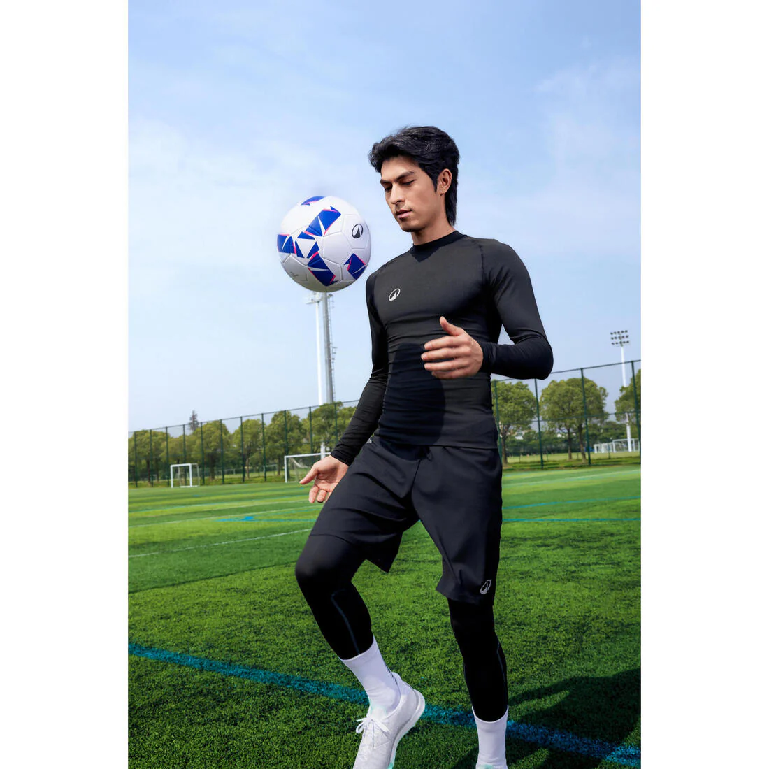 PRIMERA CAPA DE FÚTBOL ADULTO KEEPCOMFORT 100 NEGRO - Image 9