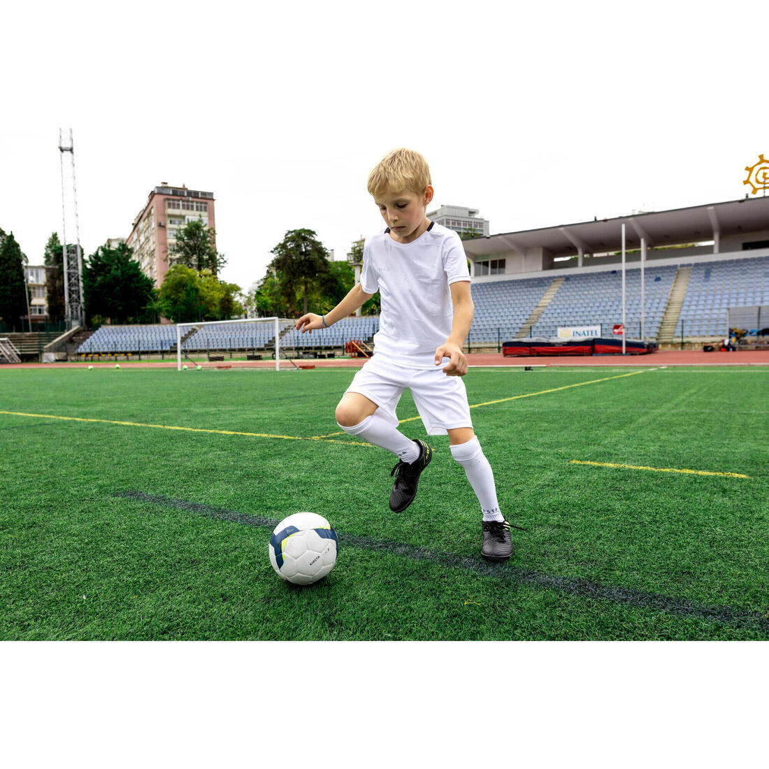 SHORTS DE FÚTBOL NIÑO ESSENTIEL - Image 18