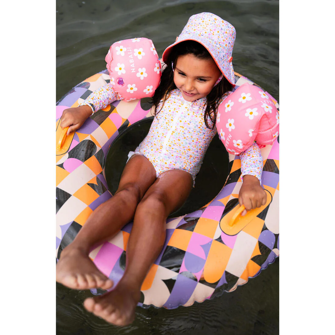 Sombrero bebé filtro UV reversible amarillo azul con estampado selva - Image 13