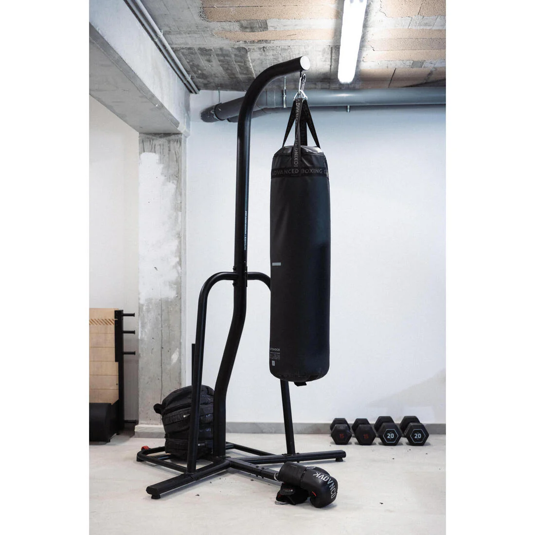 SOPORTE AUTOPORTANTE SACO BOXEO 900 LASTRABLE VERSÁTIL - Image 8