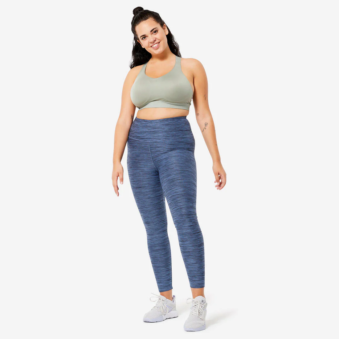 SOSTÉN AJUSTABLE CON COPAS DE ALTA SUJECIÓN PARA MUJER - Image 3
