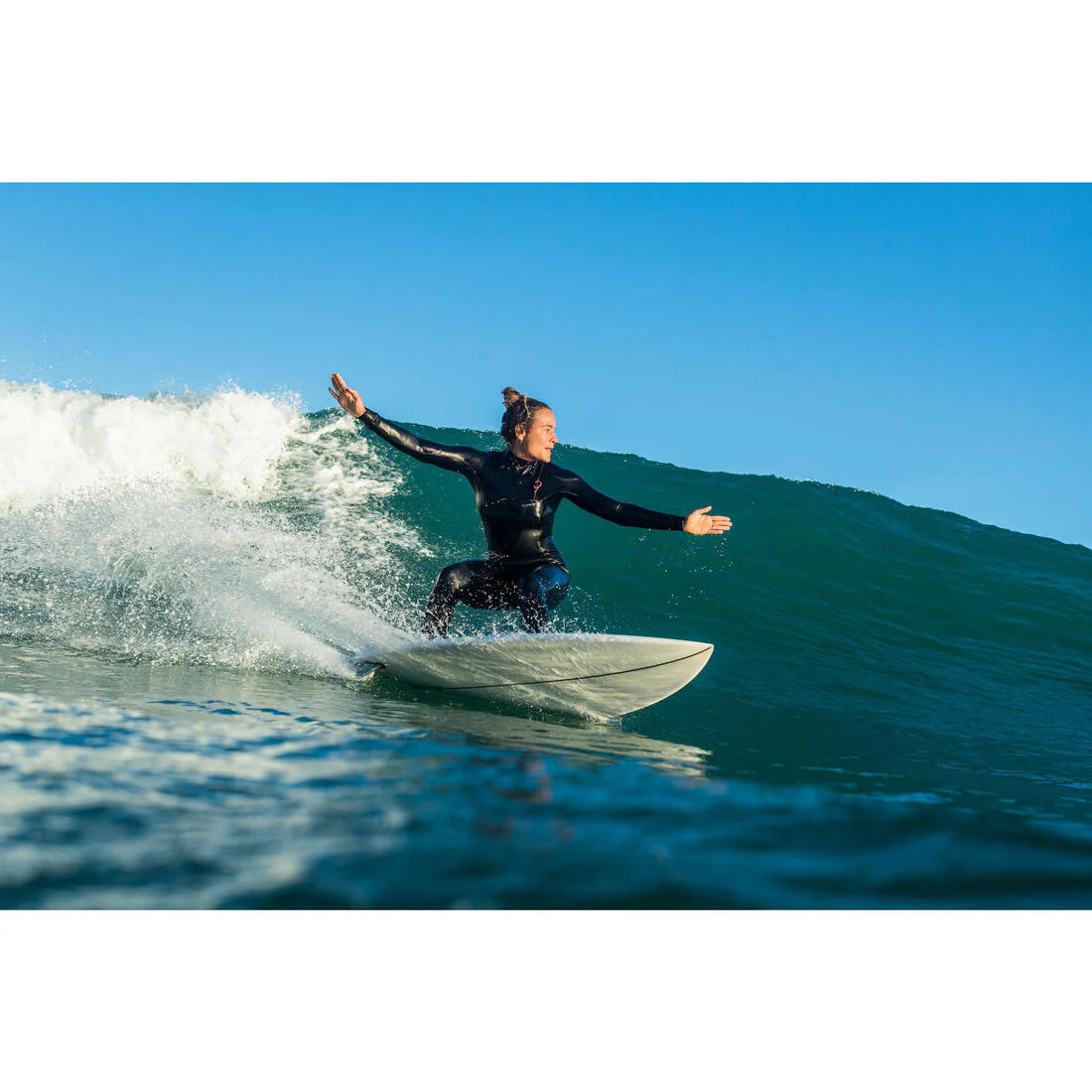 Tabla de surf shortboard 900 6'1" 33L incluye 3 quillas - Image 9