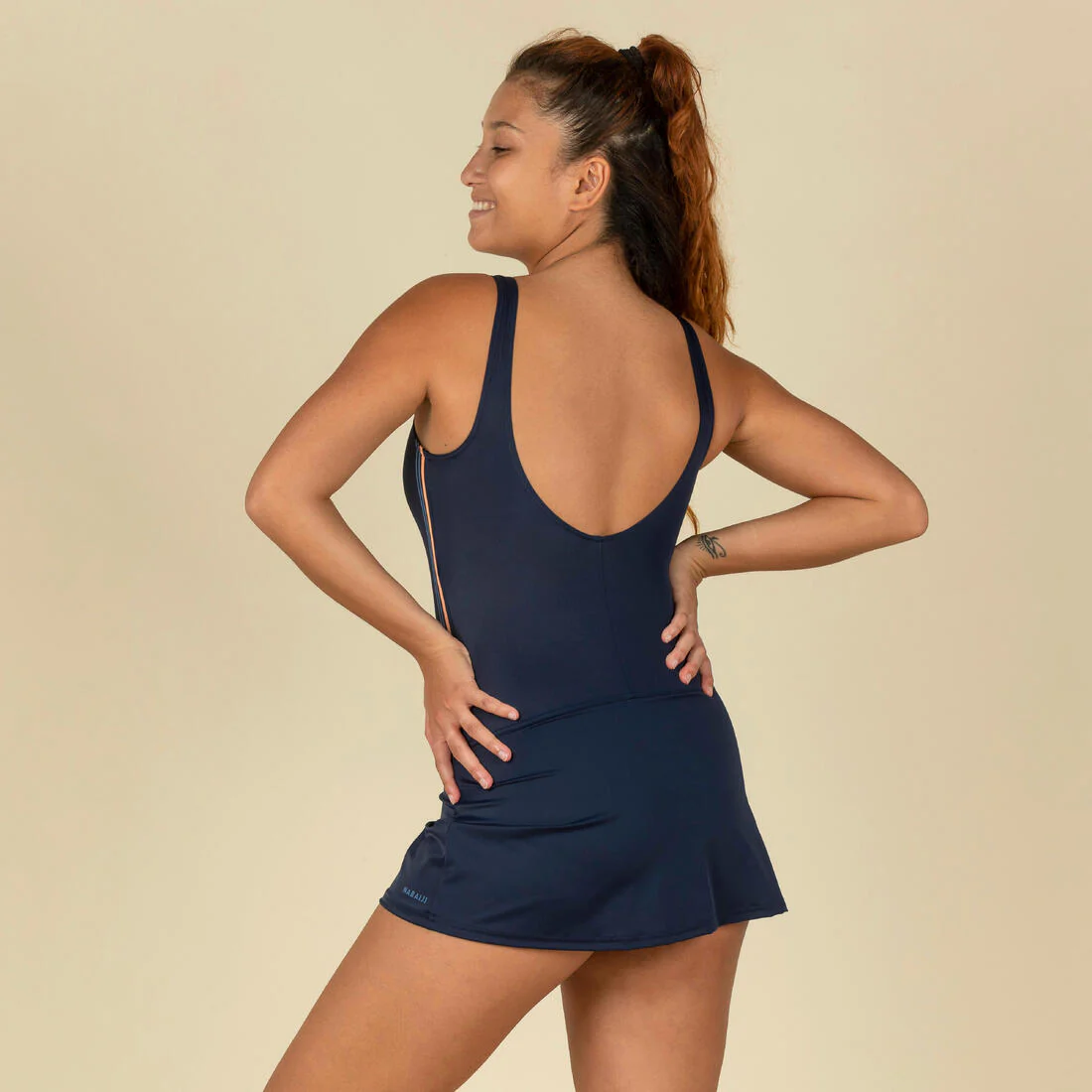 Traje de baño deportivo mujer azul - Heva Joy con falda - Image 2