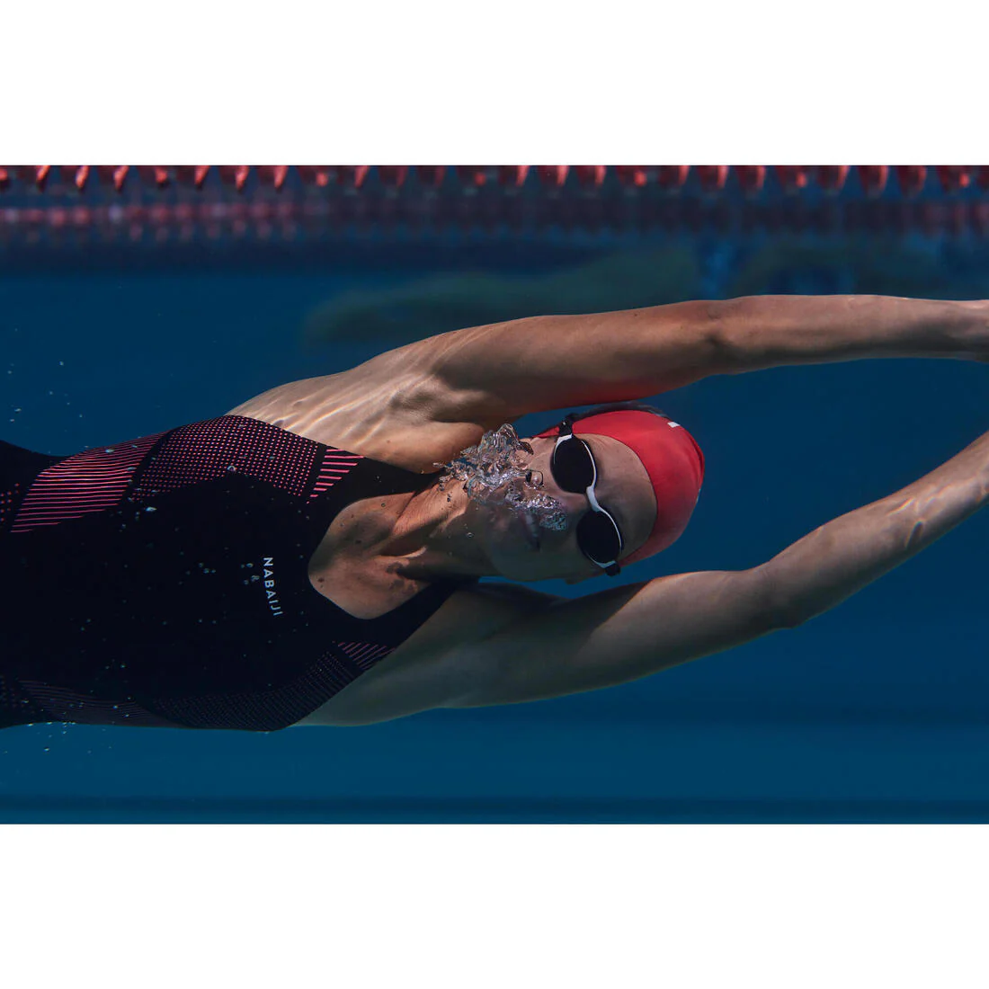 Traje de baño deportivo mujer negro rosado - Image 7