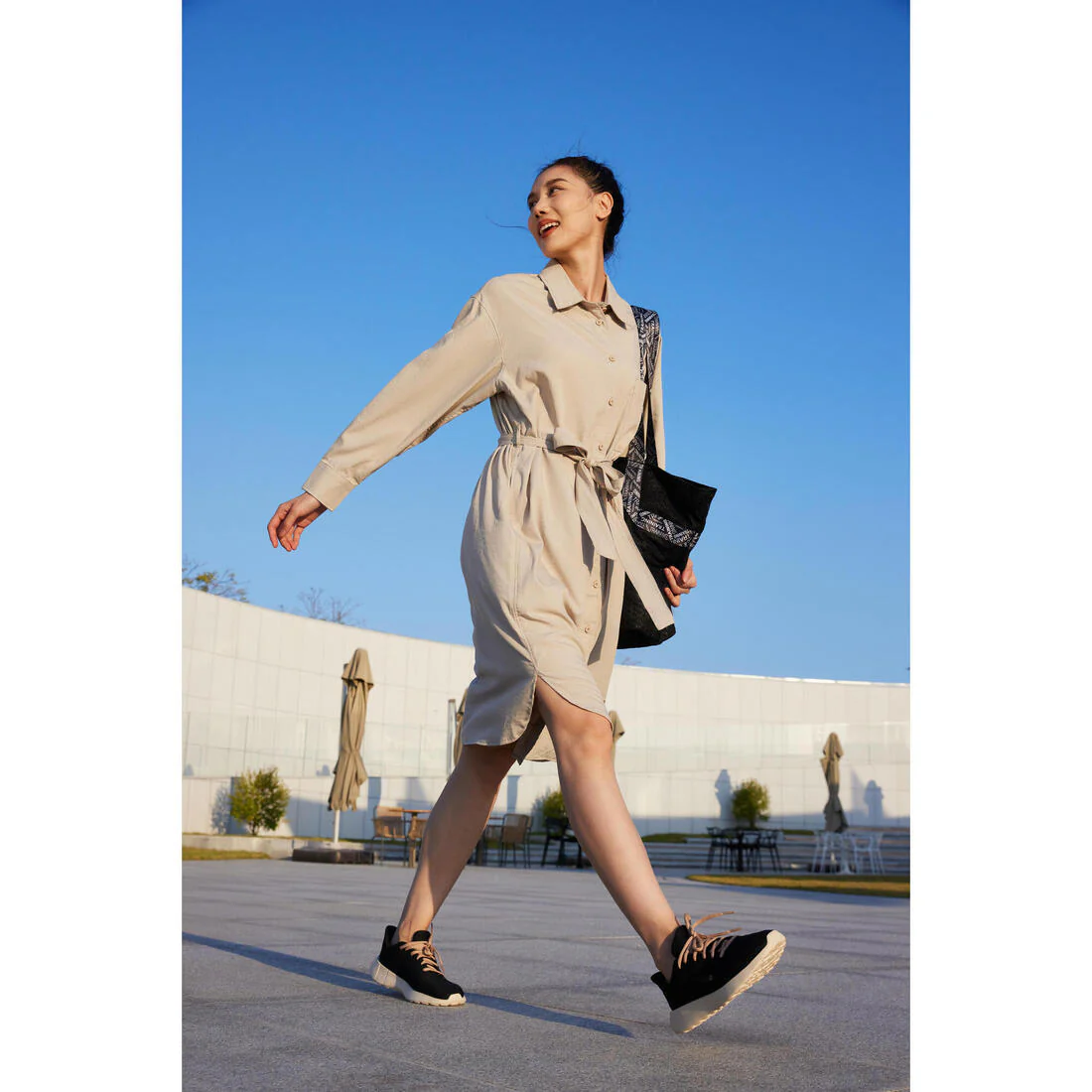 Zapatillas Caminar KLNJ Be Essential Mujer Negro - Image 12