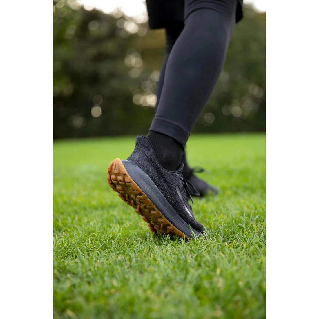 ZAPATILLAS CAMINATA HOMBRE KLNJ BE GEARED UP NEGRO - Image 12
