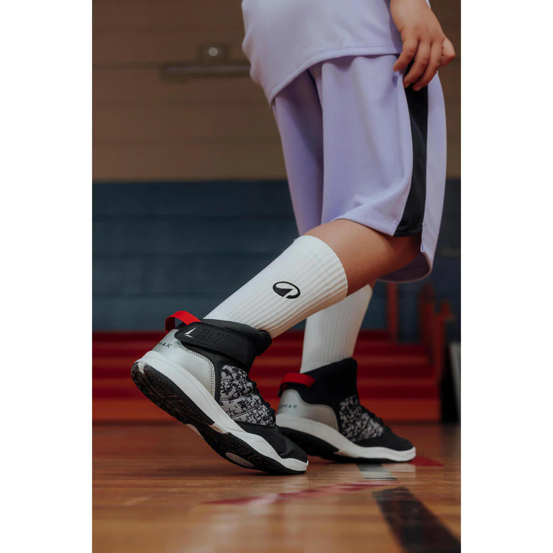 ZAPATILLAS DE BÁSQUETBOL NIÑO PRINCIPIANTE SE100 NEGRO - Image 14