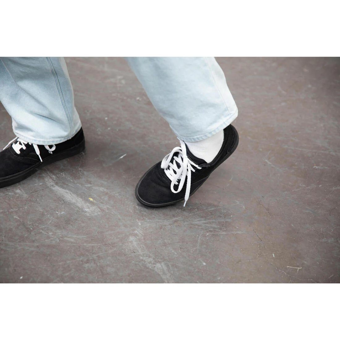 ZAPATILLAS DE SKATE VULCANIZADAS NEGRO/BLANCO VULCA500 - Image 87