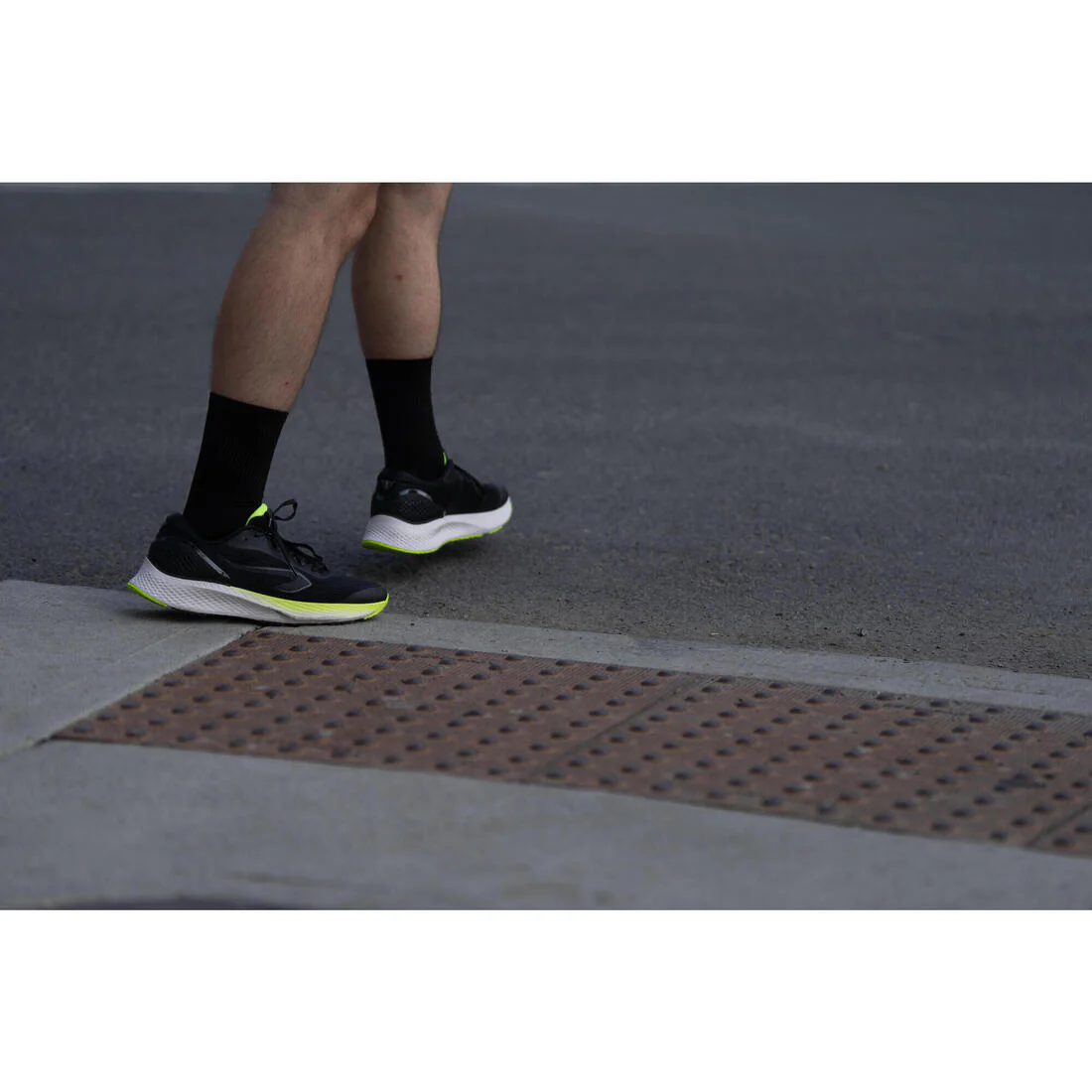 ZAPATILLAS RUNNING HOMBRE KS500 2 NEGRO - Image 17