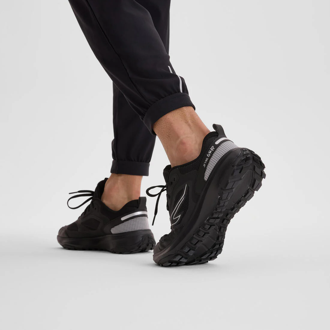 ZAPATILLAS RUNNING Y TRAIL HOMBRE KIPRUN JF 190 GRIP FULL BLACK - Image 14